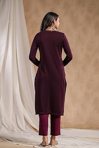 ishin Women's Mauve Jacquard Style Ethnic Motifs Straight Winterwear Kurta