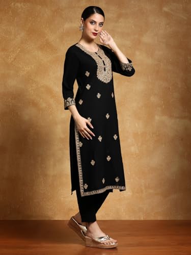 Varanga Women Floral Motif Thread Embroidered Yoke with All Over Buta Kurta Black