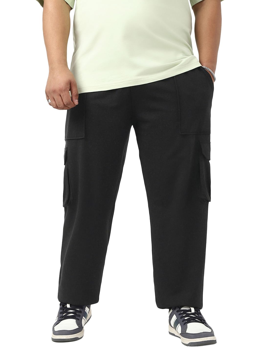Bewakoof Air 1.0 Mens Solid Oversized Fit Poly Cotton Plus Size Cargo Joggers_646434_Black_3XL