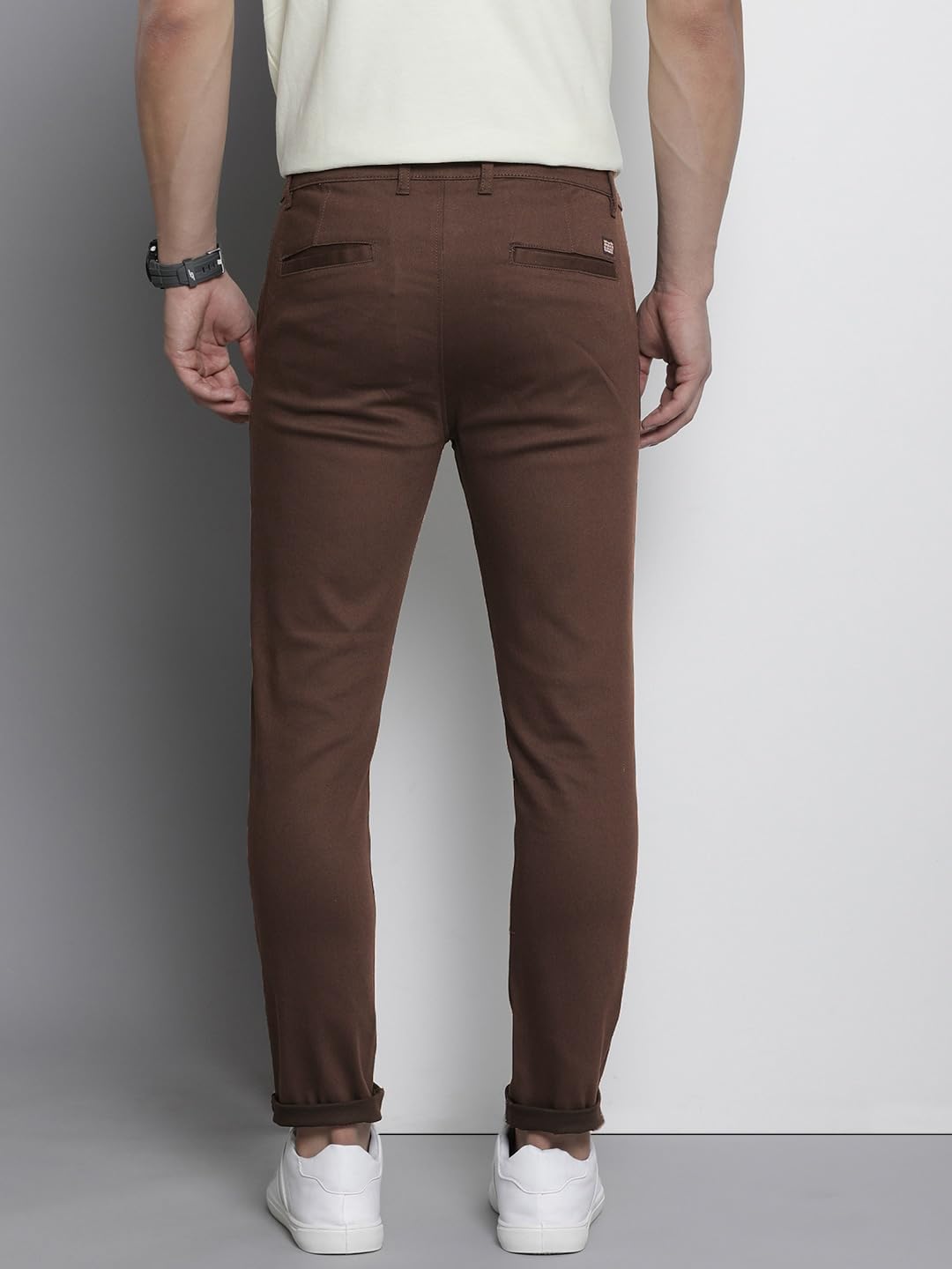 The Indian Garage Co Men Slim Fit Solid Mid-Rise Stretchable Chinos Seal Brown