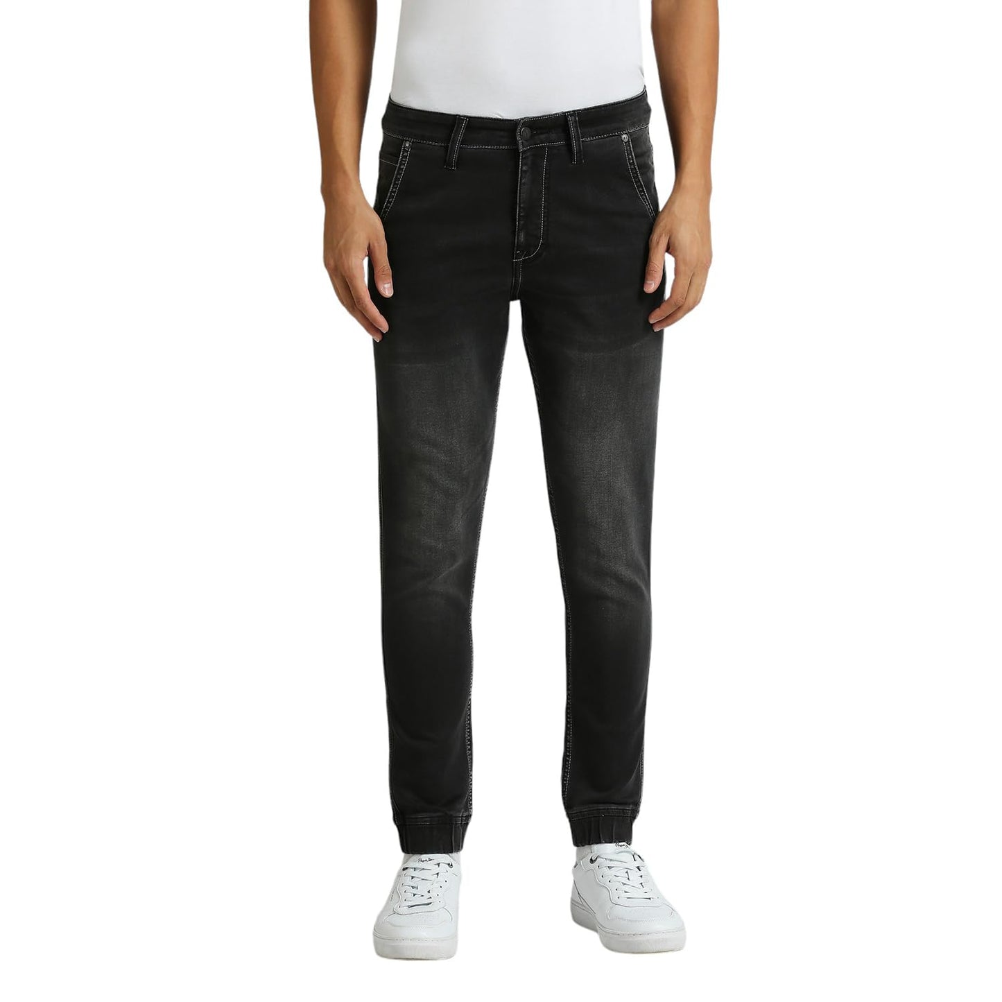 Gunnel Jogger Black Mid Rise Tapered Jeans