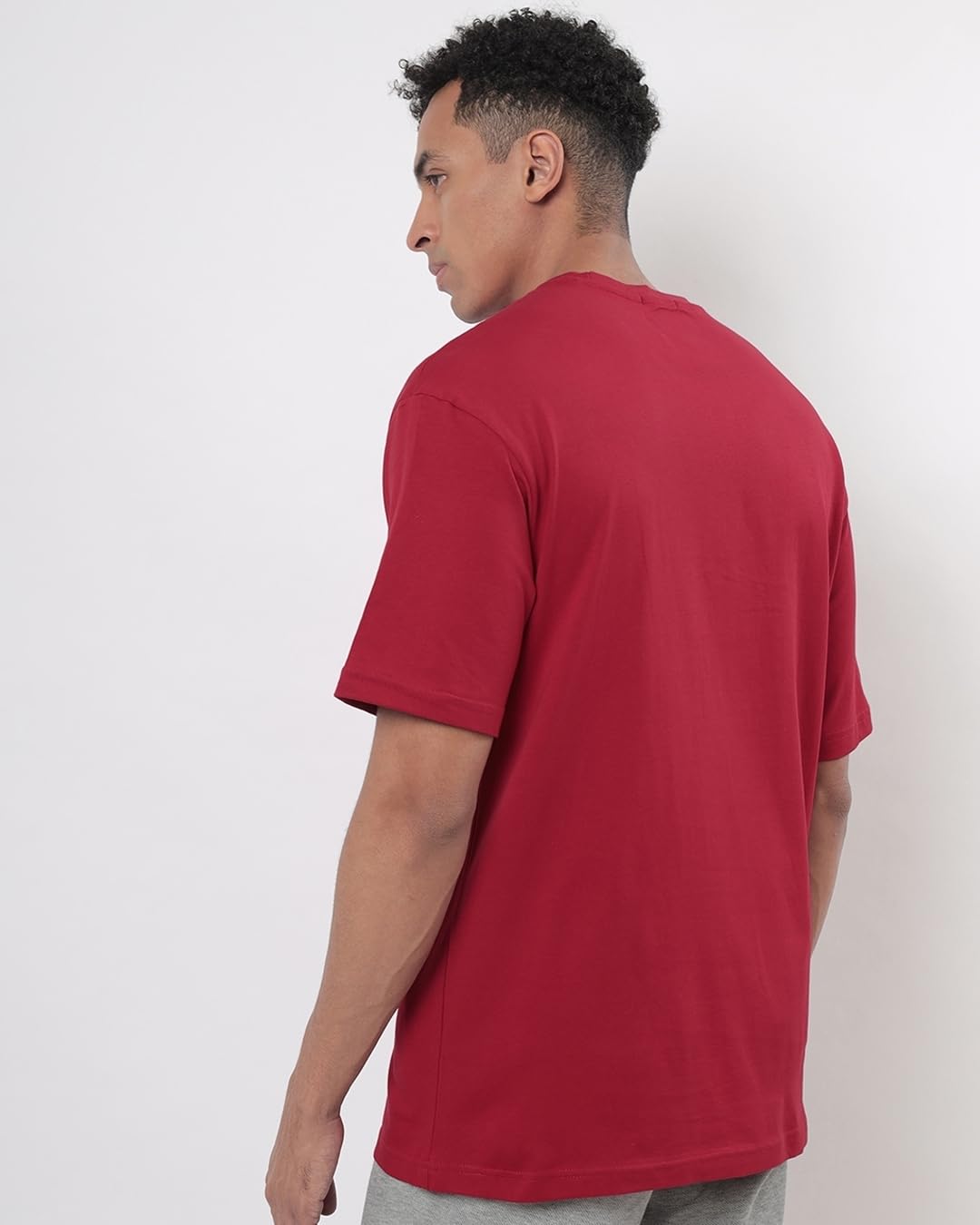 Bewakoof Official DC Merchandise Mens Graphic Print Oversized Fit Half Sleeve Round Neck Cotton T-Shirt