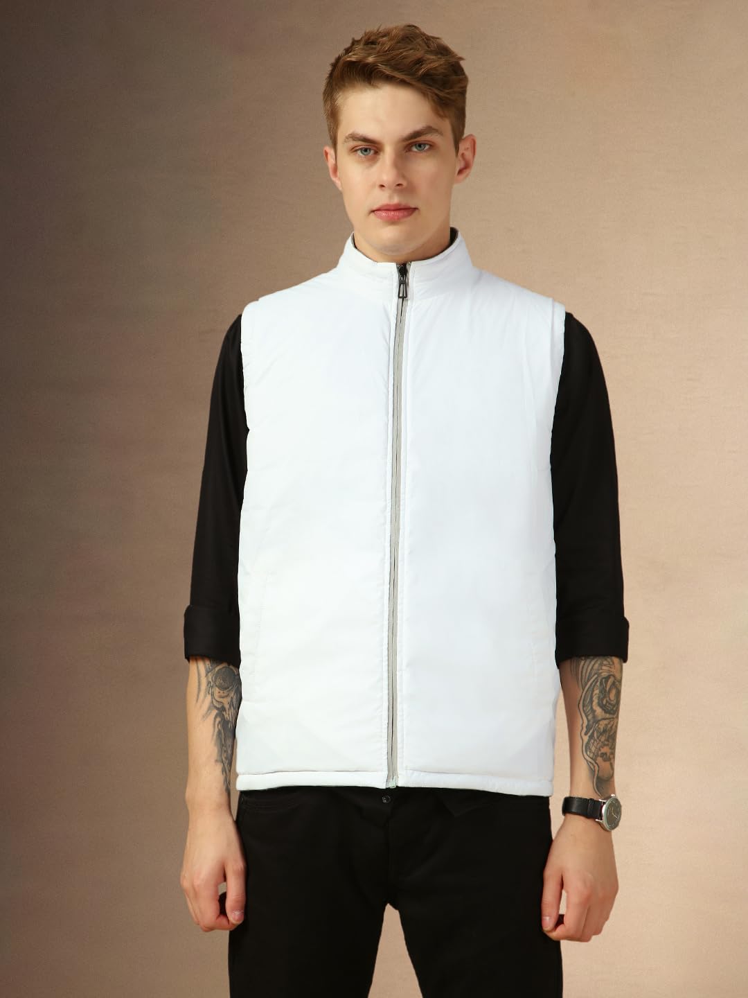 Dennis Lingo Men Grey Solid Regular Fit Sleeveless Mock Collar Padded Jacket