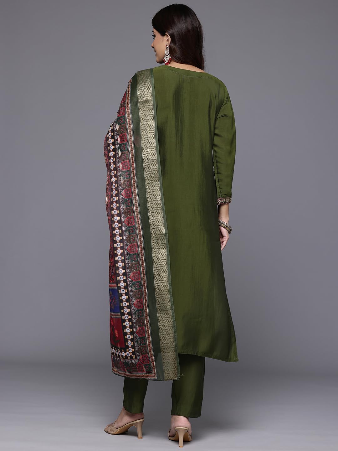 Varanga WomenS Silk Blend Kurta Set (Vskd32685_Olive