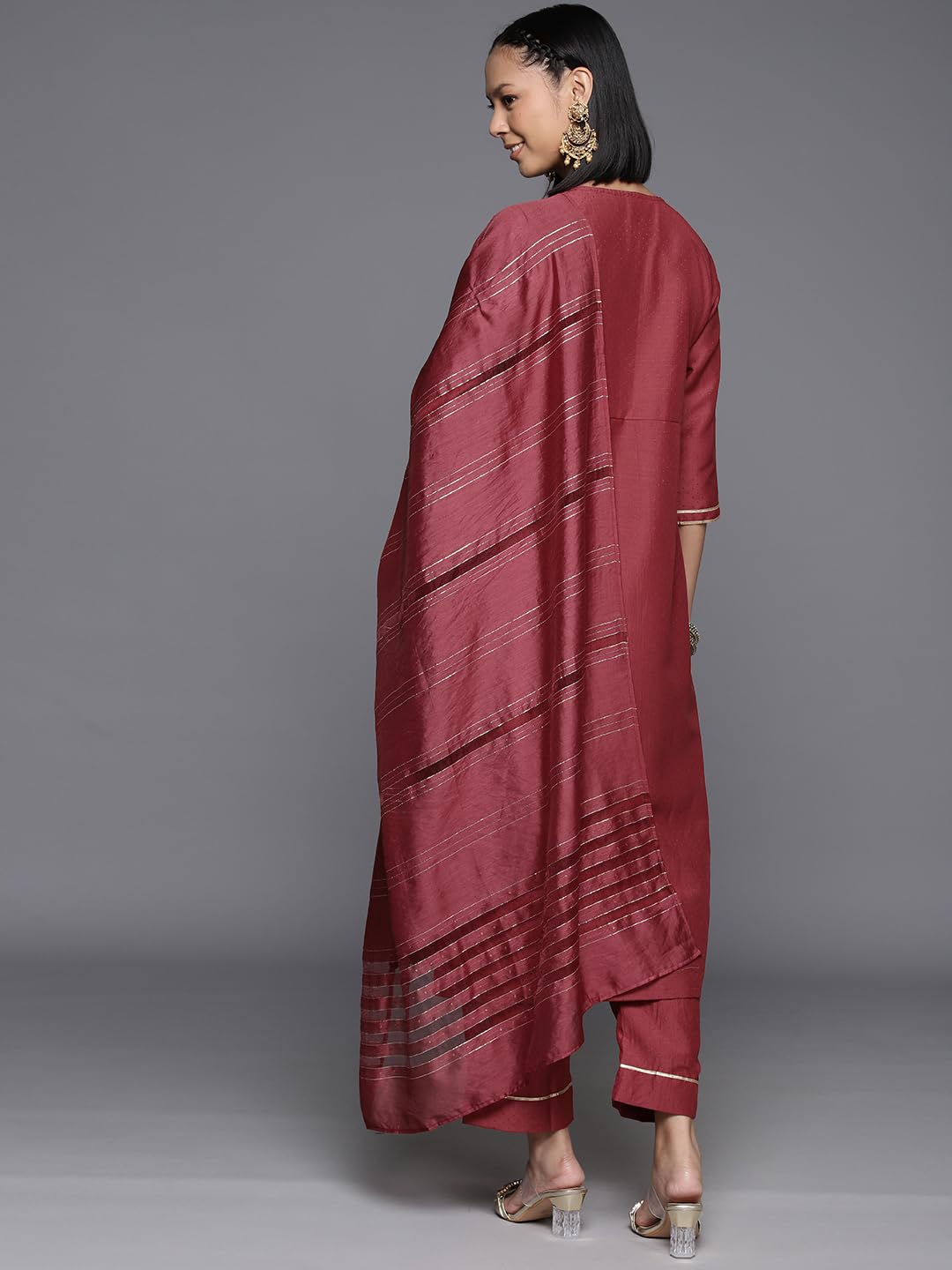 Varanga Rust embroidered kurta with straight pant and dupatta