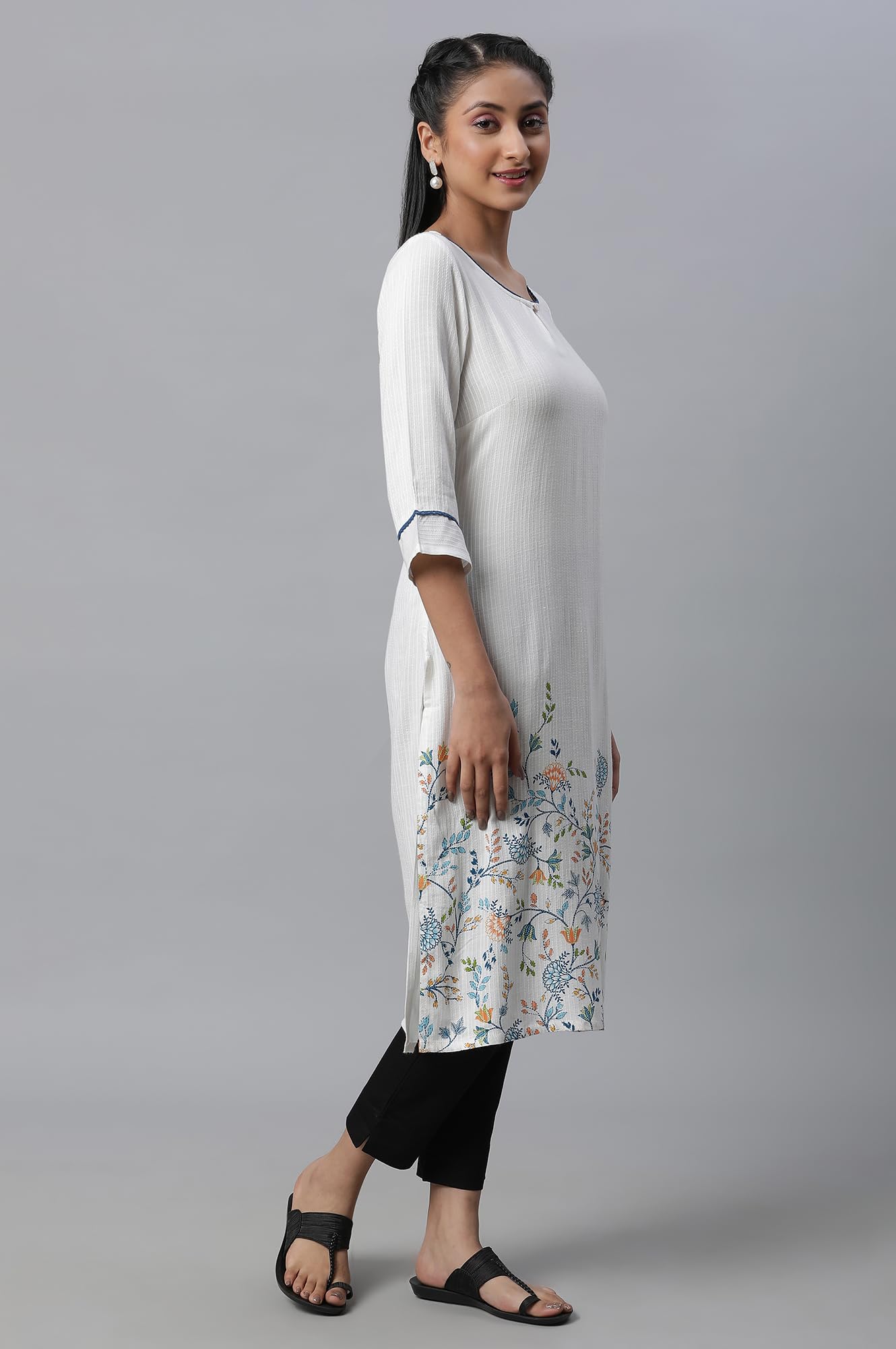 White Floral Printed Women Kurta