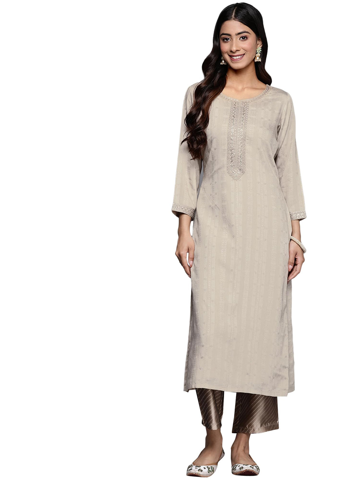 Libas WomenS Viscose Rayon Woven Design Straight Kurta (28069_Taupe