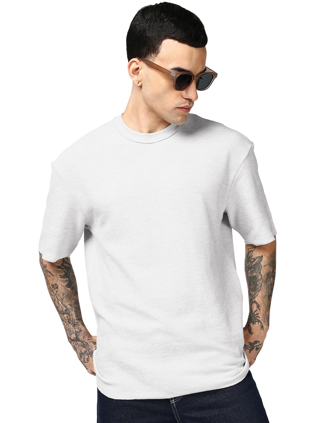 Bewakoof MenS Textured Oversized Fit Half Sleeve Round Neck Polycotton T-Shirt_687622_Grey_M