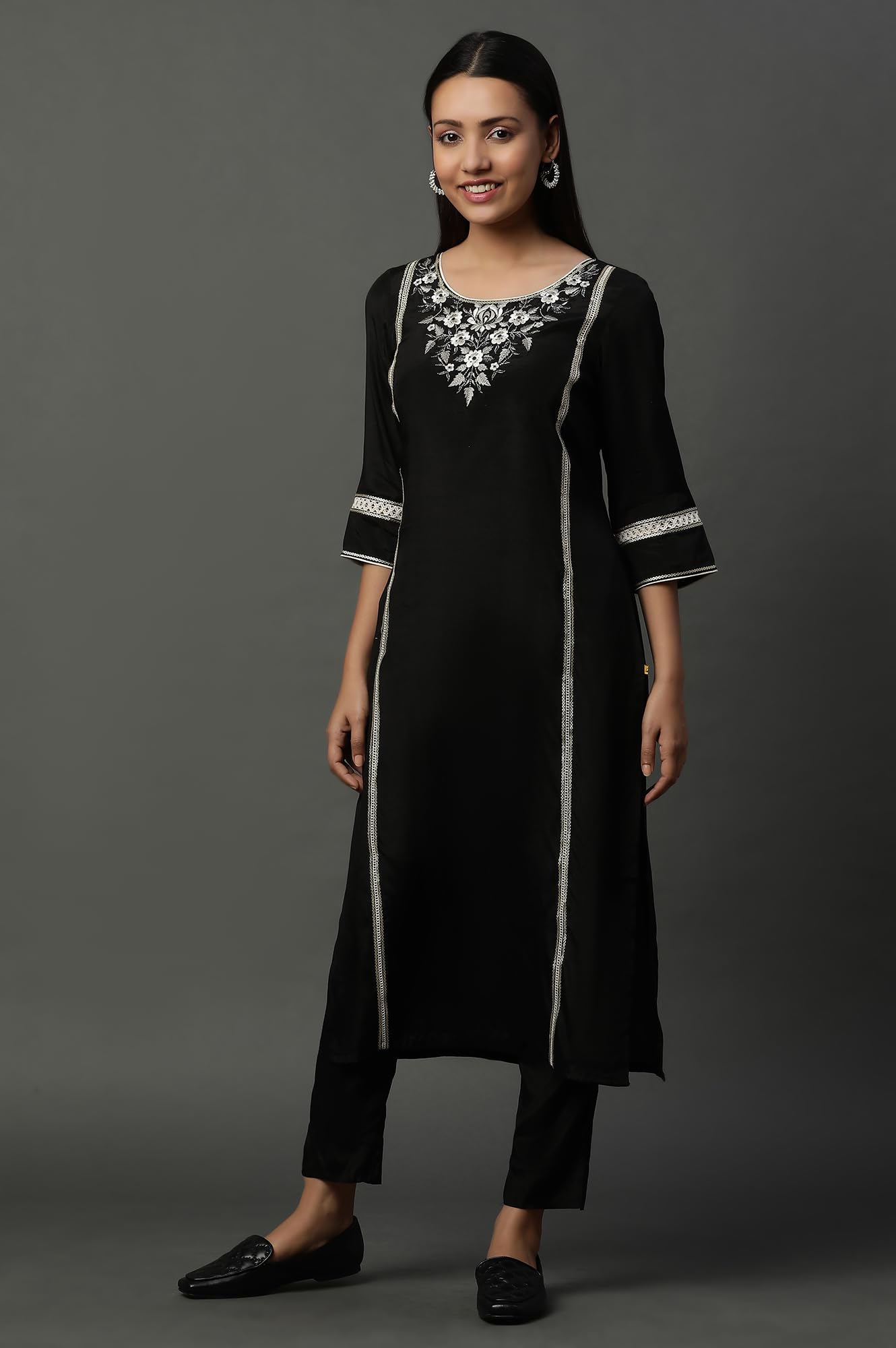 Aurelia WomenS Viscose Regular Kurta (24Fea15104_Black