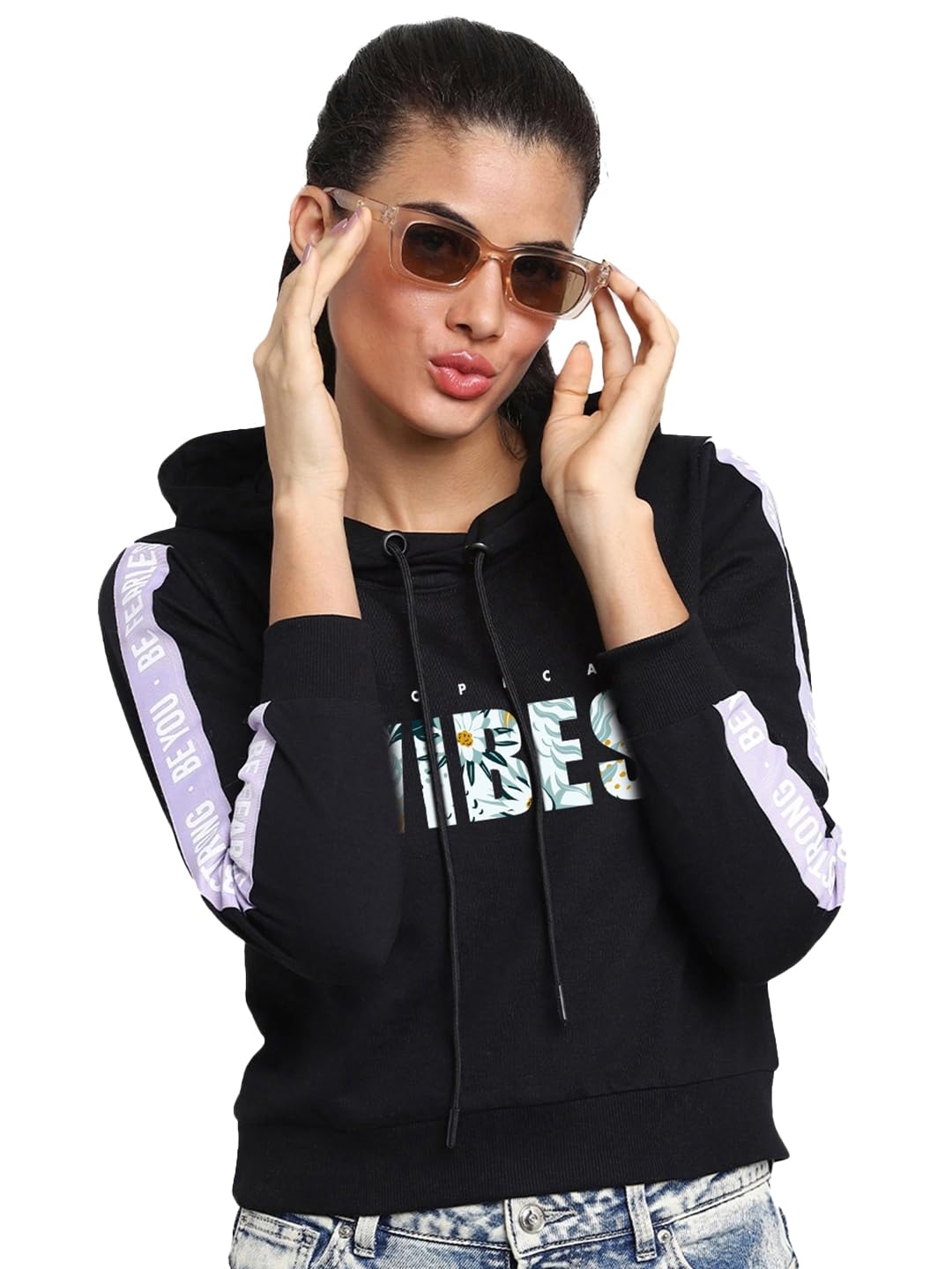 Bewakoof Womens Graphic Printed Regular Fit Full Sleeve Terry Hoodies_629659_Black_L
