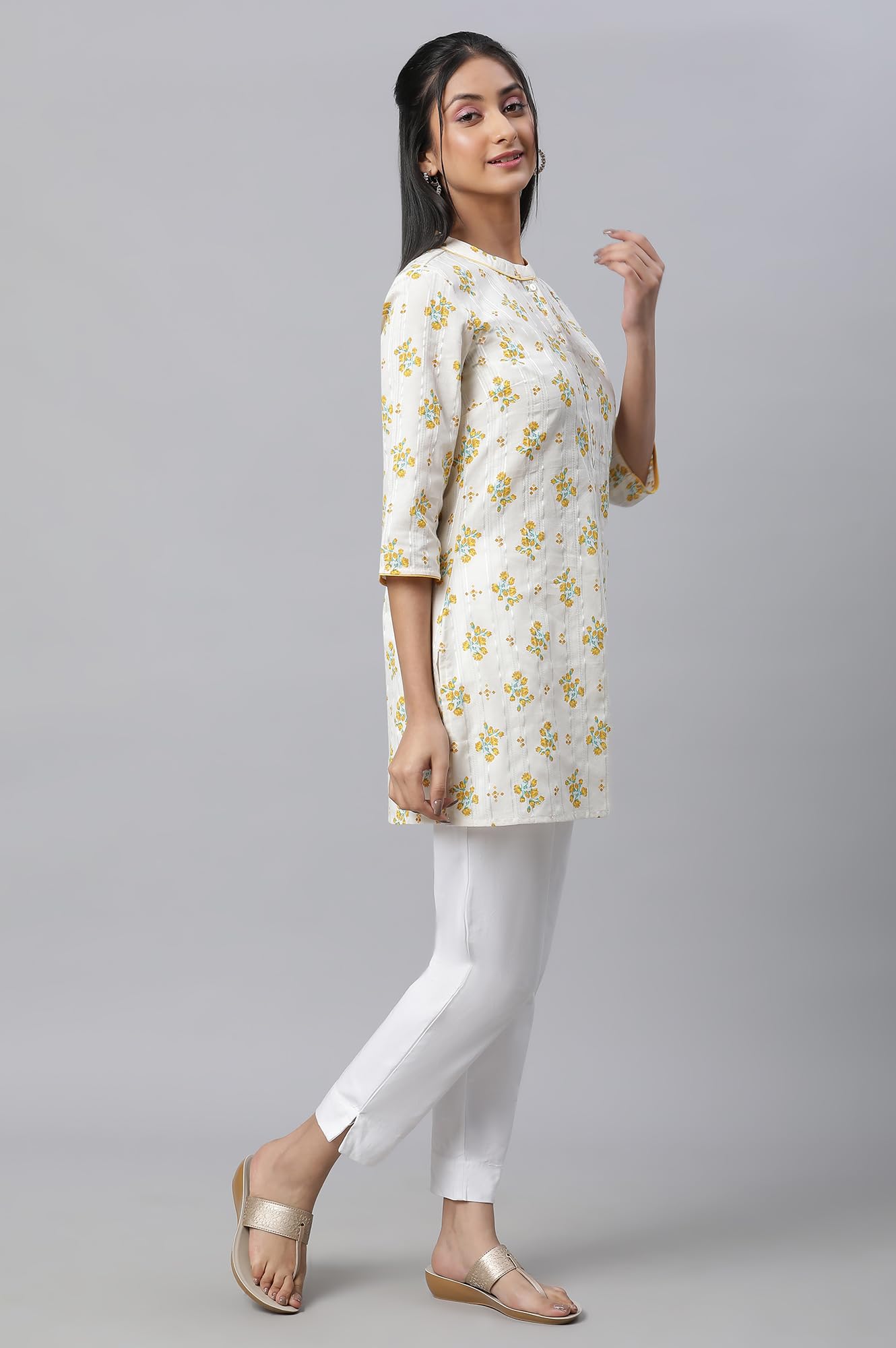 Beige Floral Printed Textured Kurti