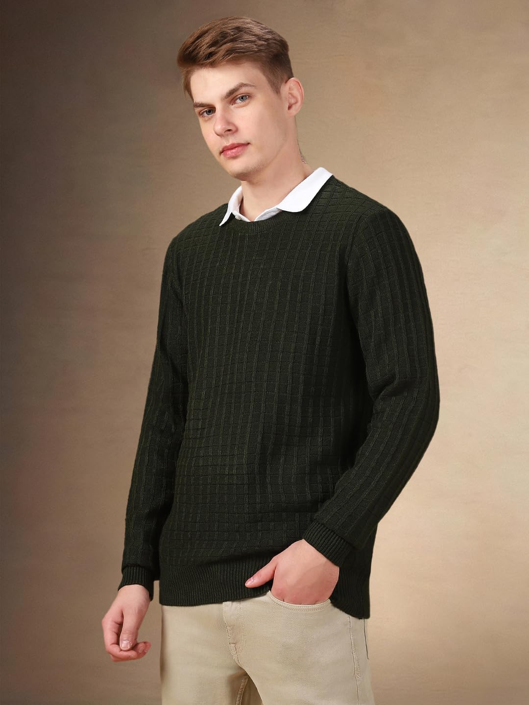 Dennis Lingo Solid Acrylic Regular Fit Full Sleeves Pullover Sweater For Men Green