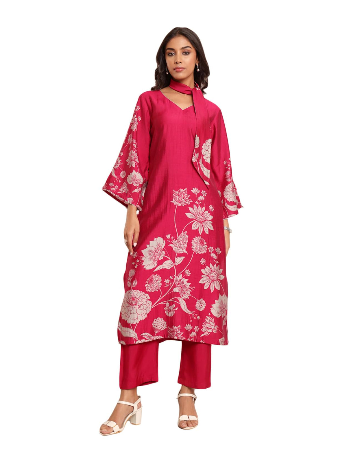 Varanga Women Fuchsia Pink Floral Printed Gota Detail Flared Sleeve Kurta With Solid Trouser Stylish Ethnic Set