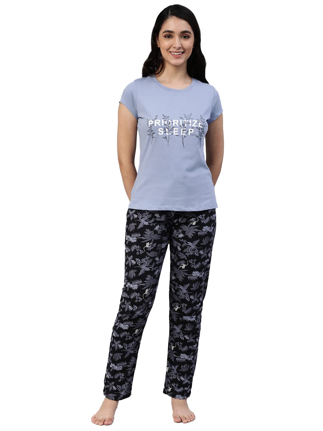 Lyra 701 Premium Cotton Printed Night Suit For Women Multicolour