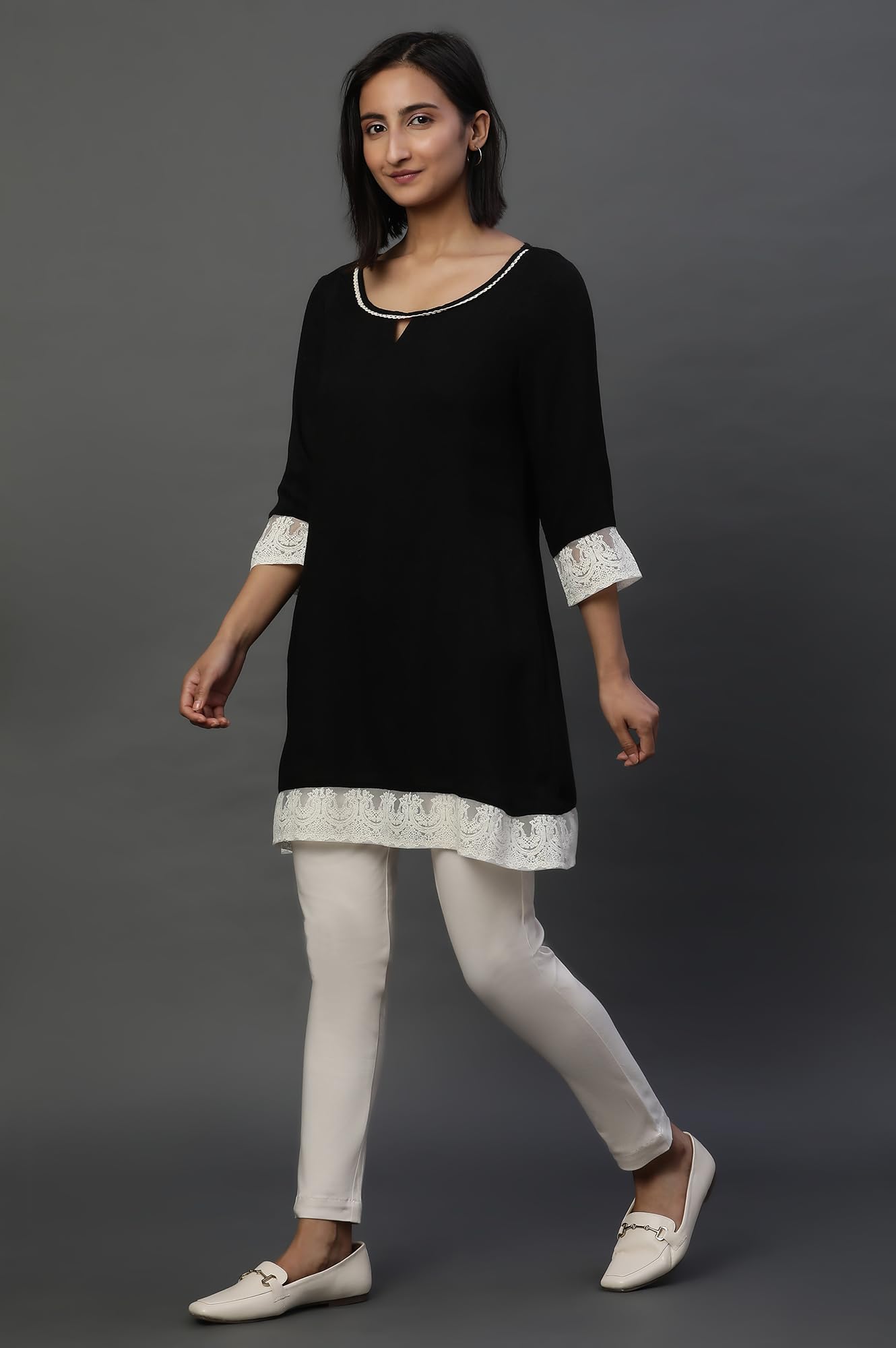 Aurelia WomenS Solid Regular Kurti (24Fea30423_Black