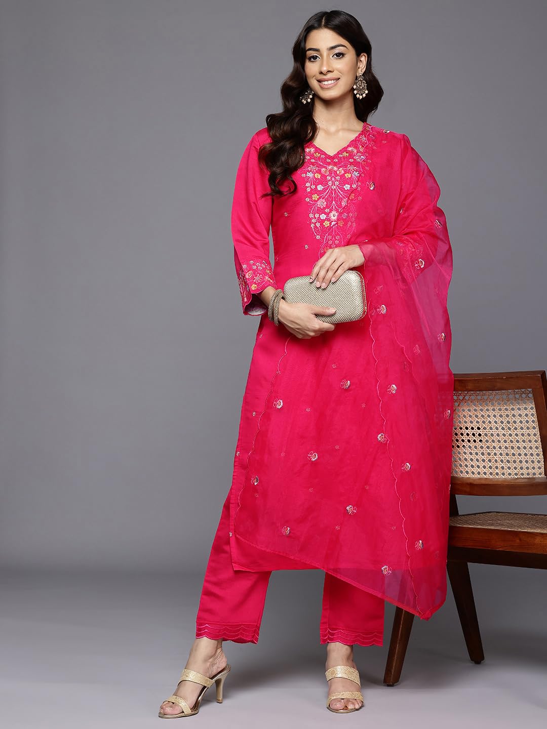 VARANGA Women Fuchsia Thread Embroidered Organza Detailed Kurta With Bottom And Dupatta