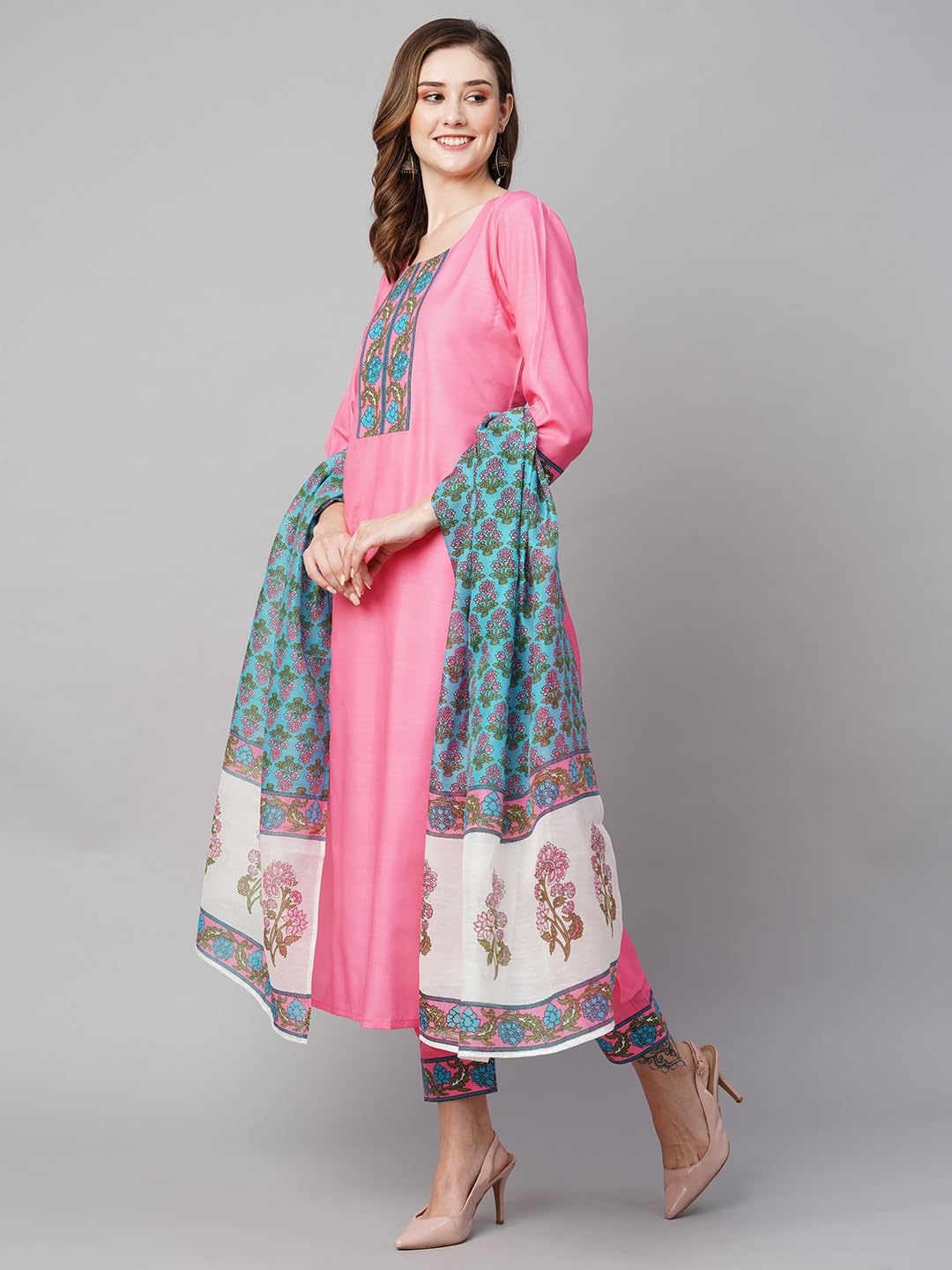 GoSriKi Women's Cotton Blend Straight Printed Kurta with Pant & Dupatta (Nidhivan Pink-NW-GS)