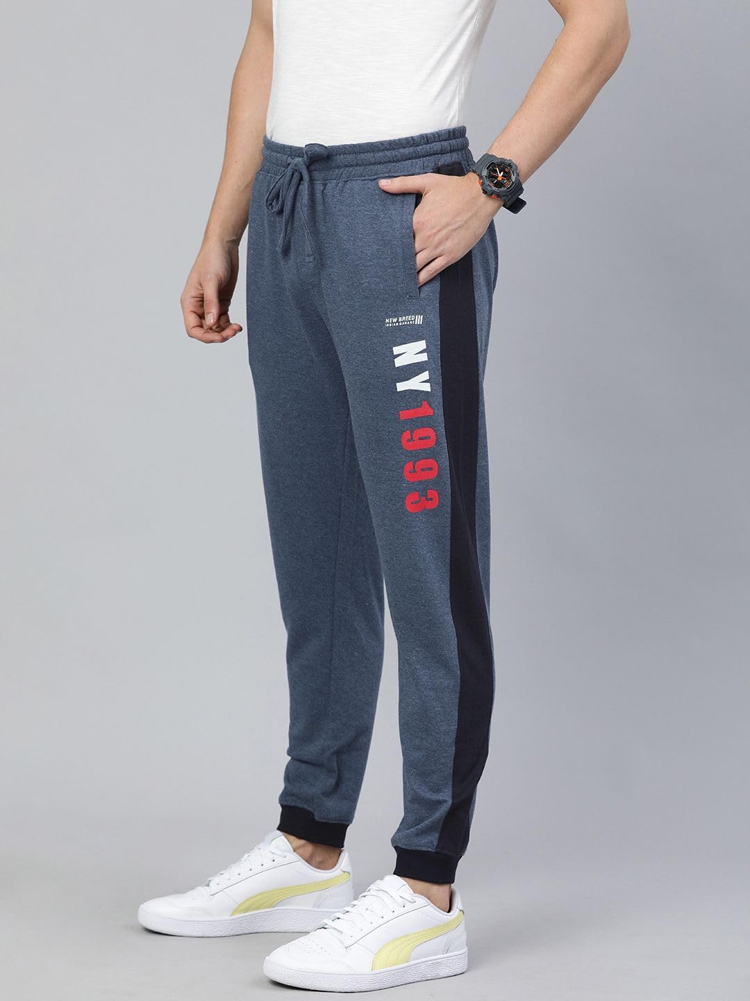 The Indian Garage Co Men Slim Fit Solid Mid-Rise Knitted Joggers Navy Blue