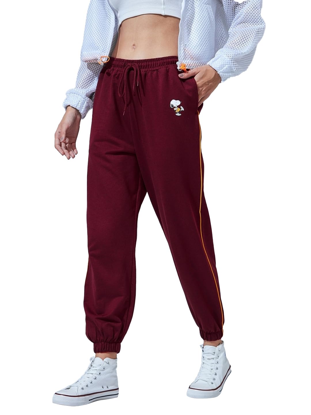 Bewakoof Official Peanuts Merchandise WomenS Printed Oversized Fit Terry Joggers_ 603259 Green L
