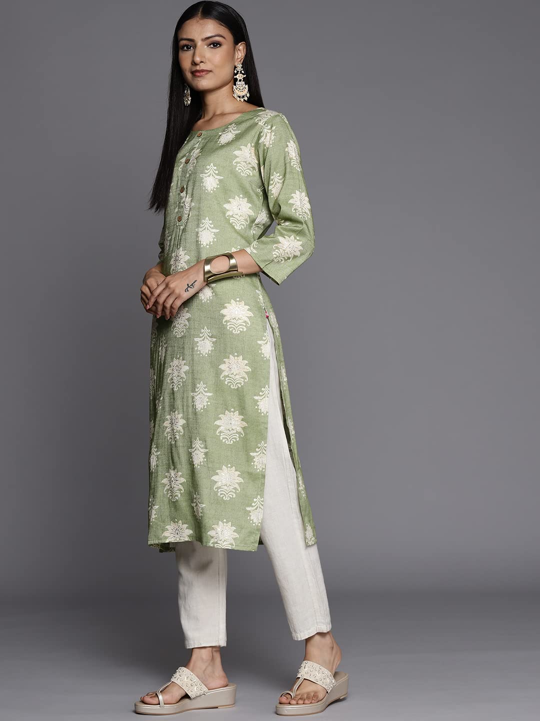 Varanga Women's Chanderi & Cotton Silk Solid Regular Kurta