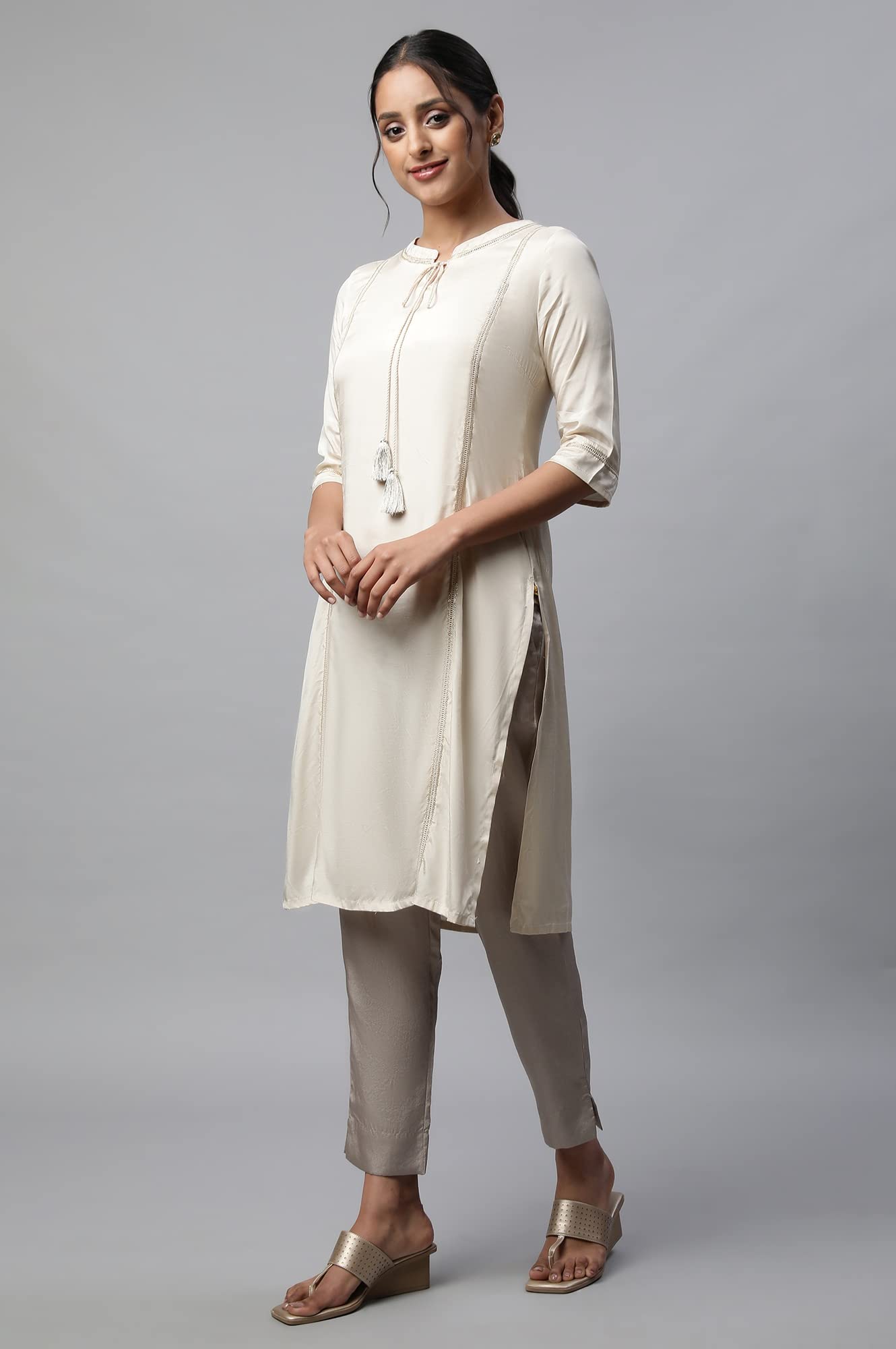 Aurelia WomenS Rayon Regular Off White Shantung Solid Kurta (23Fea13942-605337