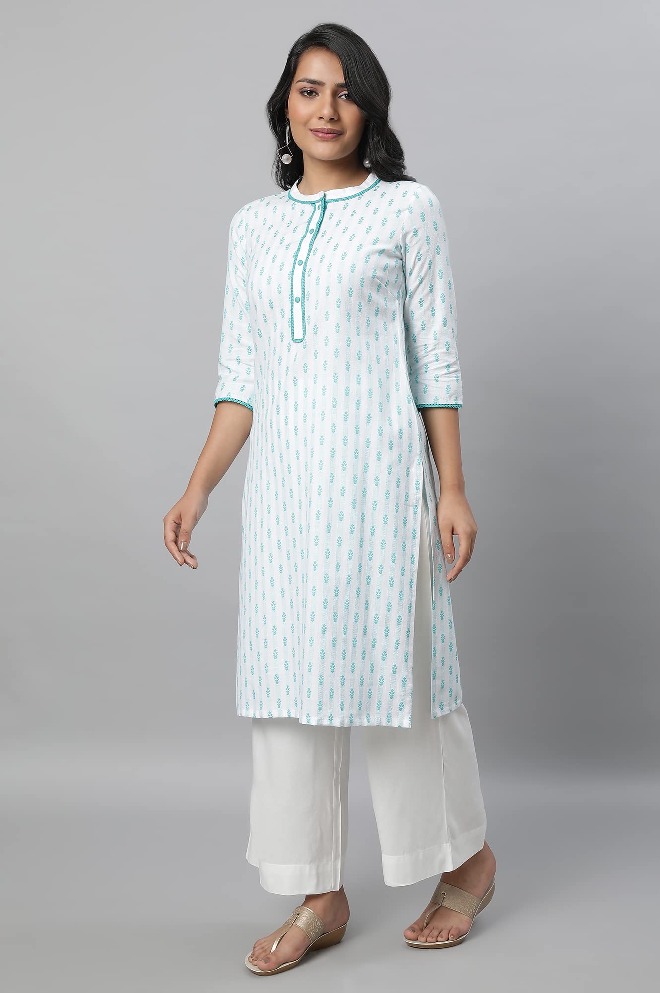 Aurelia Blue Floral Printed Printed Cotton Regular Kurta With Lace