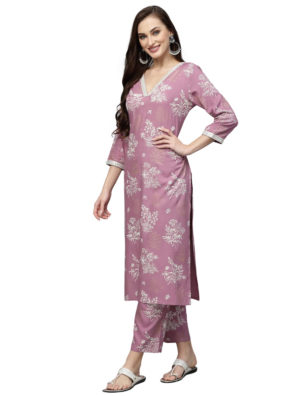 Stylum Women's Floral Printed Rayon Kurta Pant Set (Purple)
