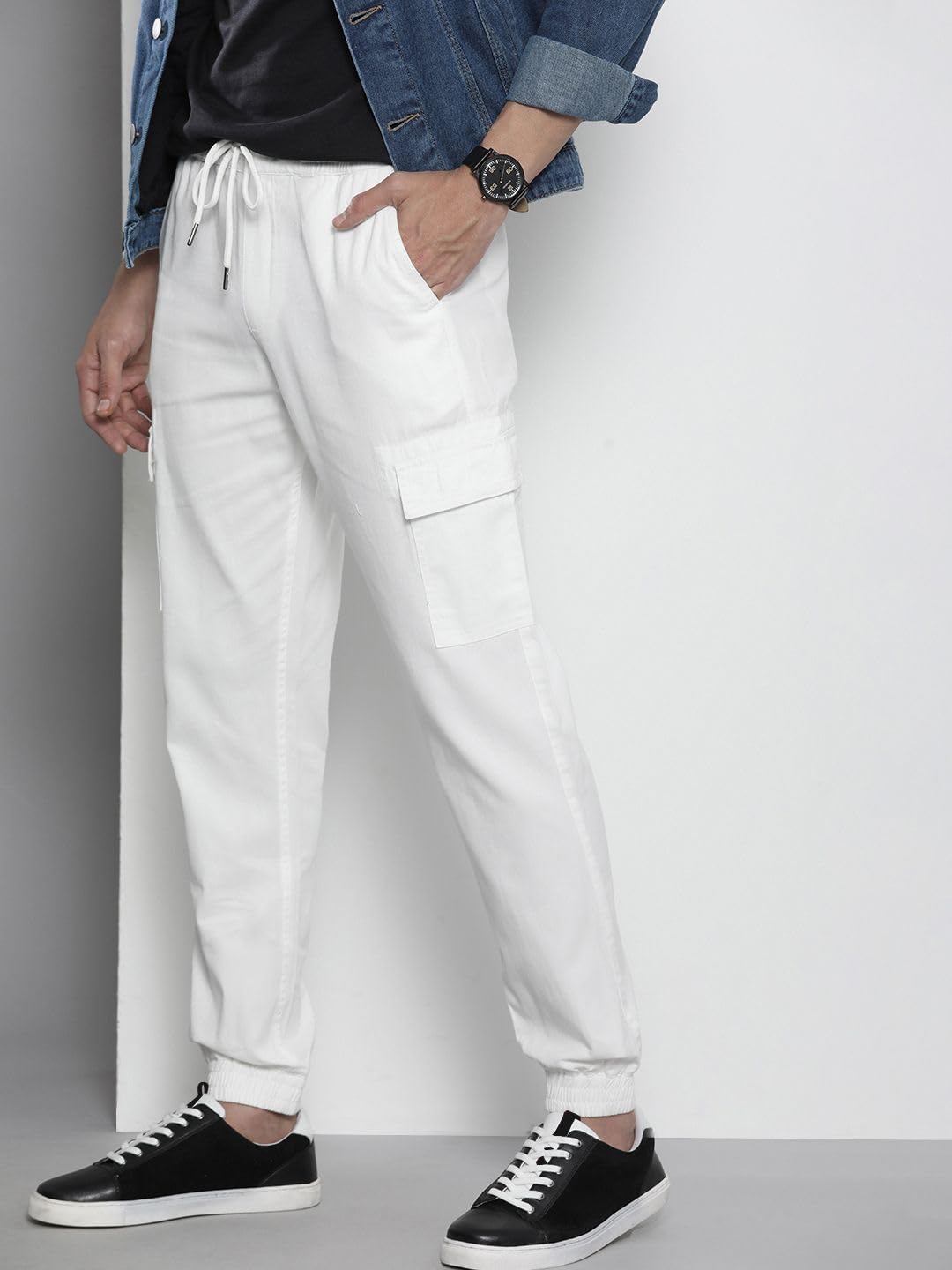 The Indian Garage Co Men Slim Fit Solid Mid-Rise Cuffed Cargos White