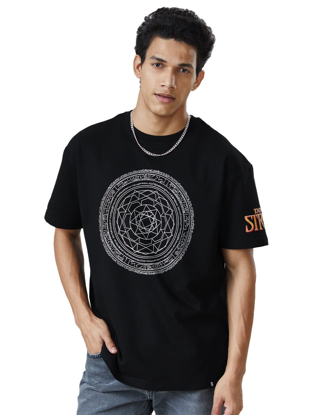 The Souled Store Men Official Doctor Strange Tao Mandalas (Glow in The Dark) Black Printed Oversized T-Shirts Oversized T-Shirts