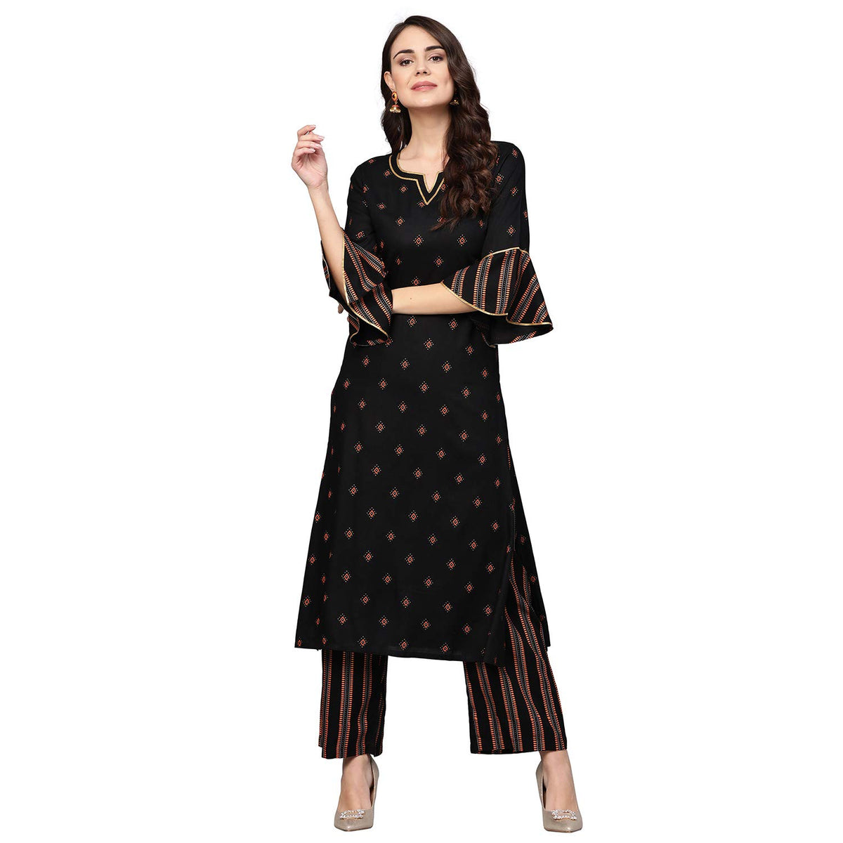 idaLia Womens Black Gold Printed Rayon Kurta Set