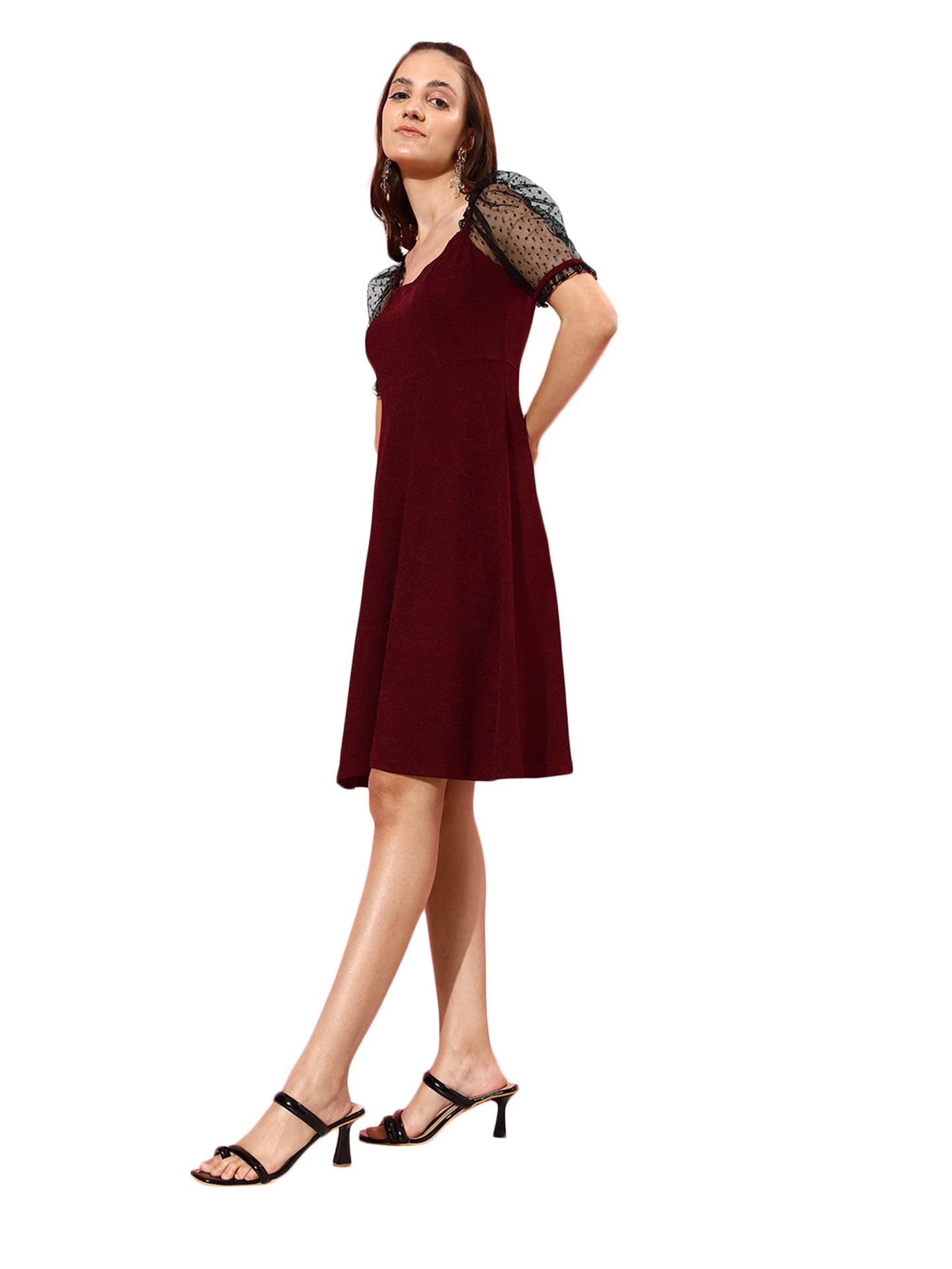 Miss Chase WomenS Maroon & Black Solid V-Neck Half Sleeve Relaxed Fit Knee-Long Dress (Mcaw22D99-95-147-04, Maroon & Black, M)