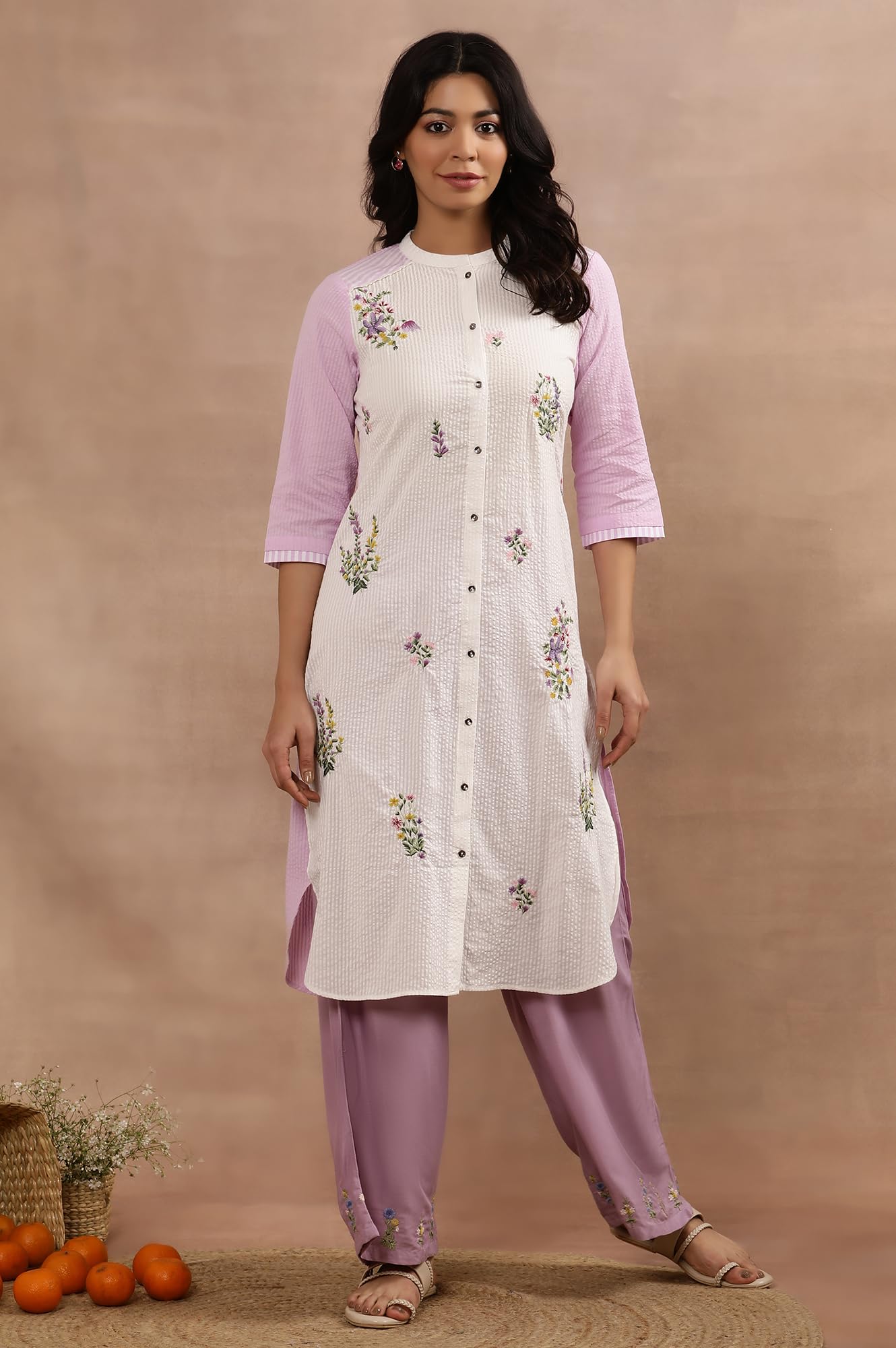 W for Woman Women Kurta & Parallel Pant