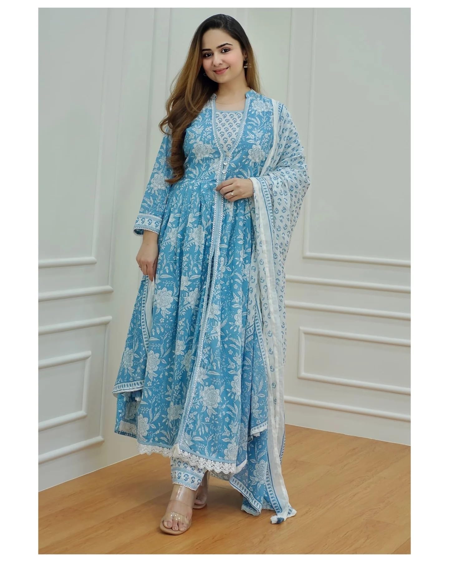 KLOSIA Women Printed Kurta and Pant Suit Set with Dupatta
