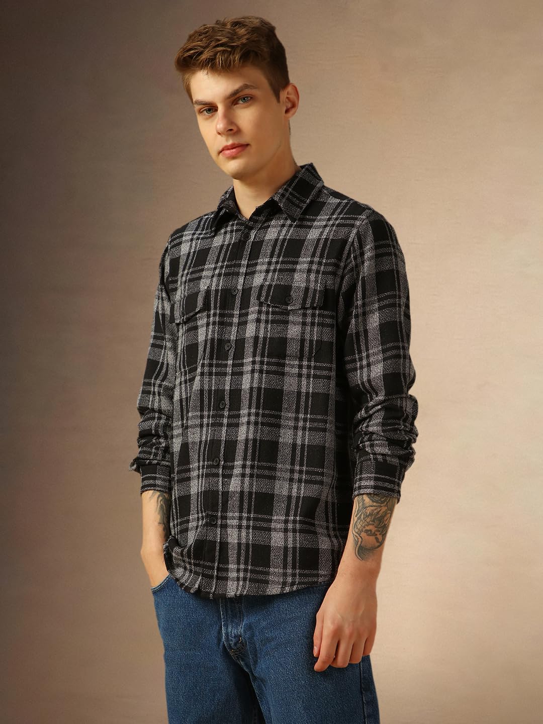 Dennis Lingo Men Grey Checks Cotton Regular Fit Full Sleeve Shirts.