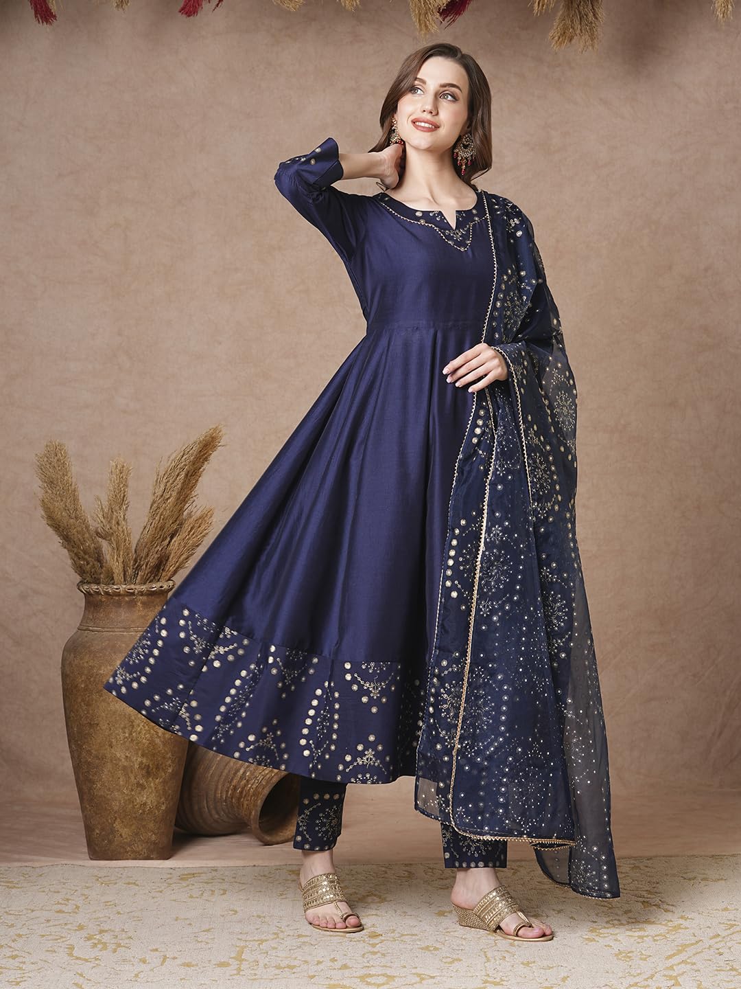 Gosriki WomenS Rayon Blend Printed Anarkali Kurta With Pant & Dupatta (Varuna Navy-Vks01-Gs_M_Navy Blue_Medium)