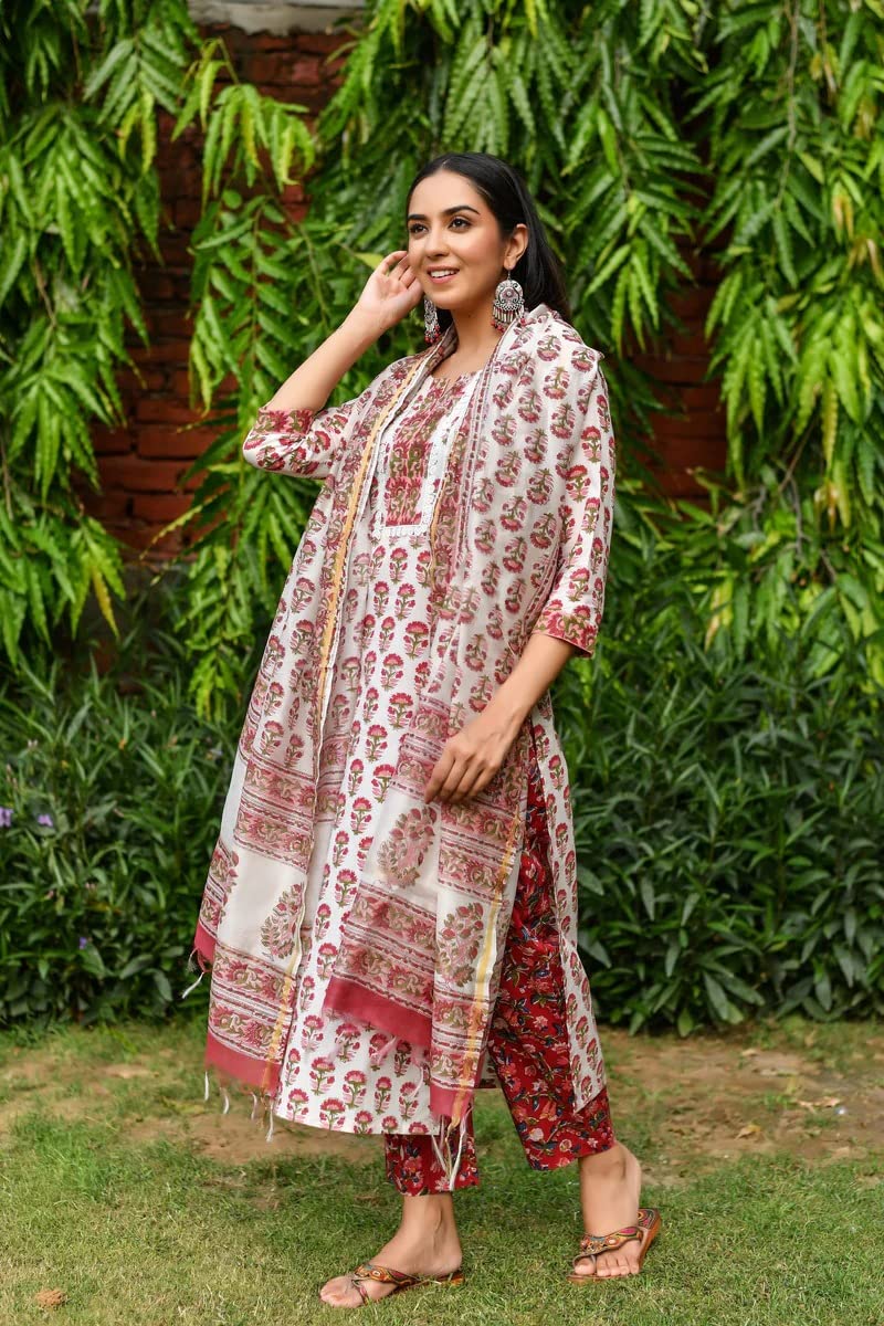 GoSriKi Women's Cotton Blend Straight Printed Kurta Set With Dupatta