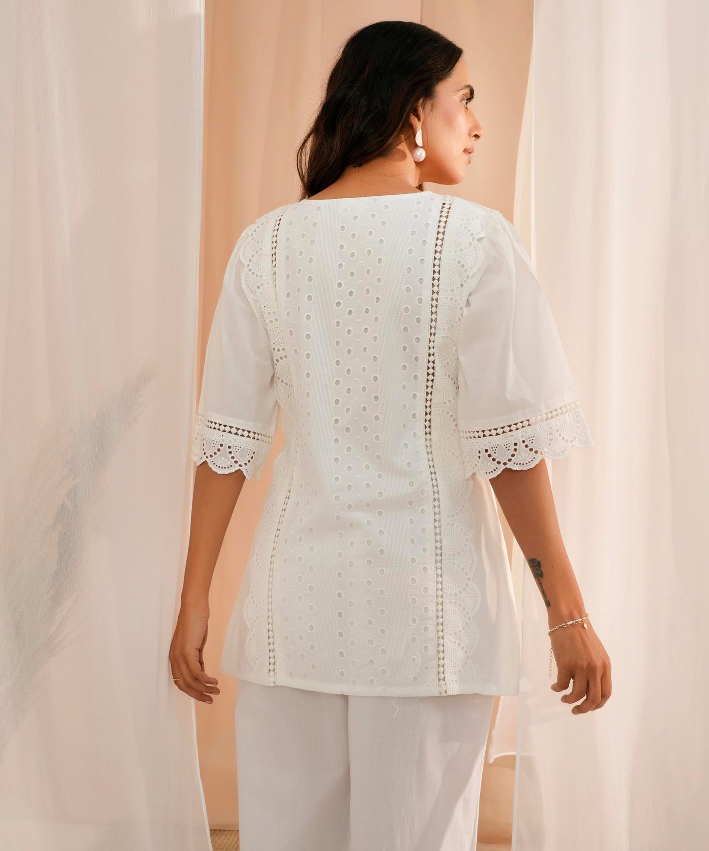 Libas WomenS Cotton Embroidered Straight Kurti (37152R_White