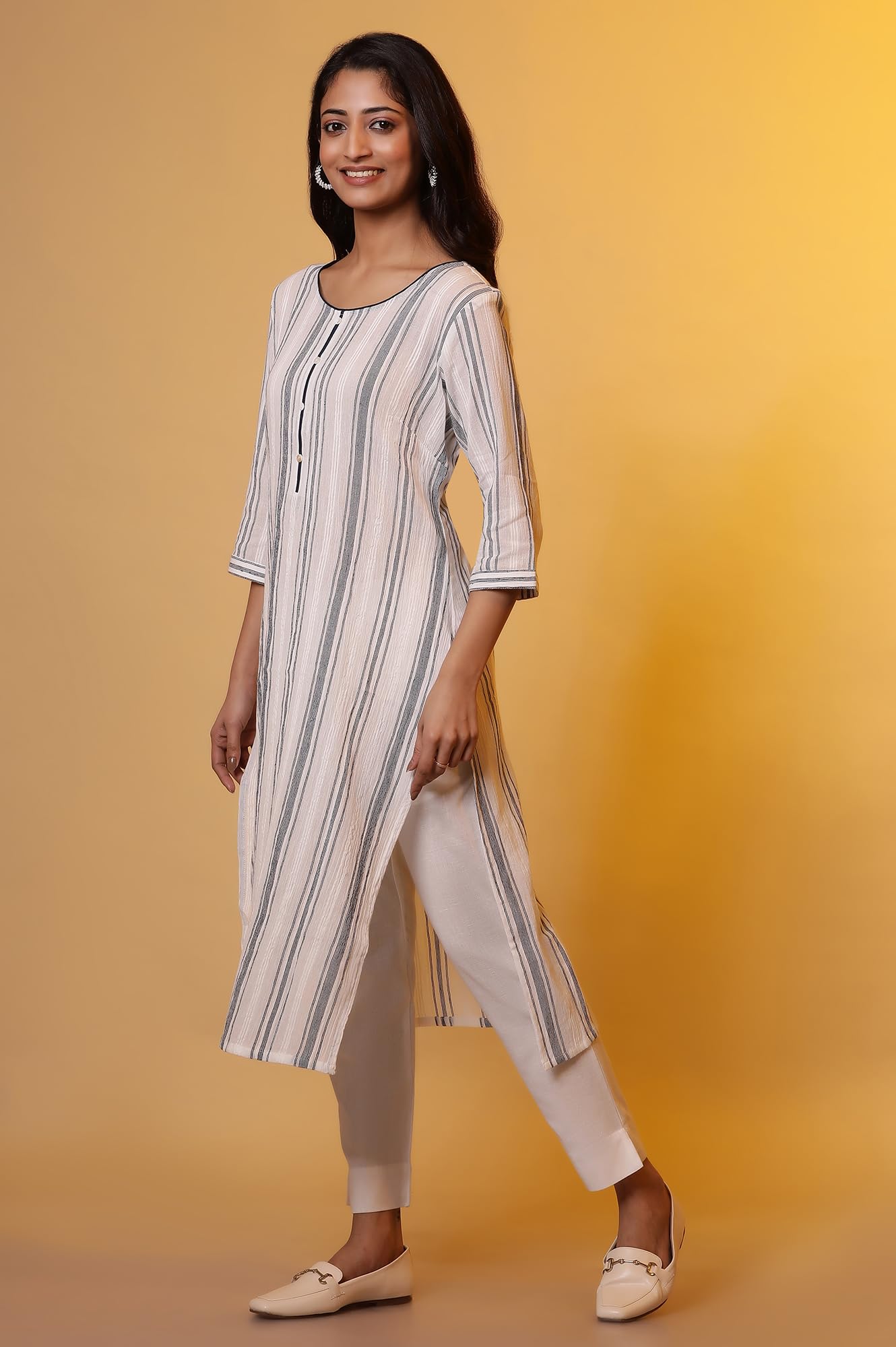 Aurelia Womens Cotton Striped Regular Kurta (24FEA14809_White
