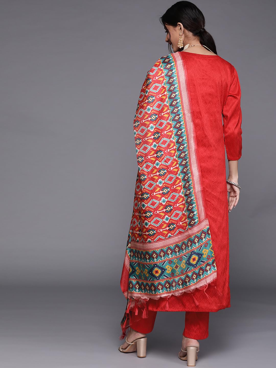 VARANGA women jaquard kurta set with printed patola dupatta