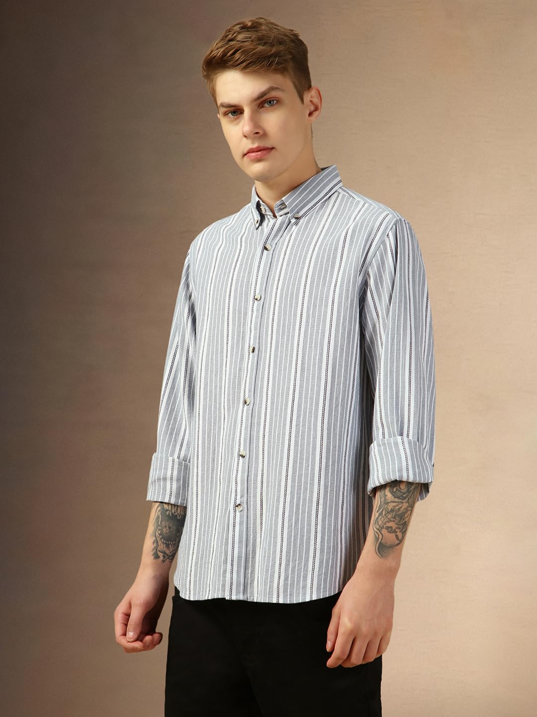 Dennis Lingo Men Blue Stripes Relaxed Fit Full Sleeve Button Down Collar Shirts