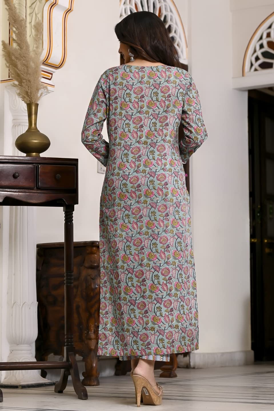 GoSriKi Women's Cotton Blend Printed Straight Kurta with Pant (Dawai Green-SNW-GS)
