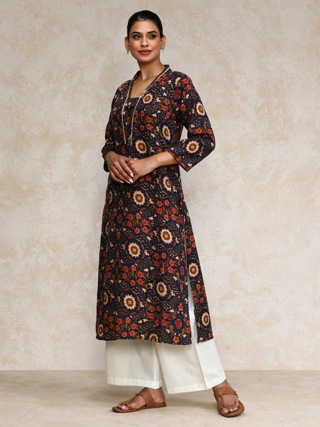 Varanga Women Ethnic Jaipuri Printed V Neck A-Line Kurta Blue