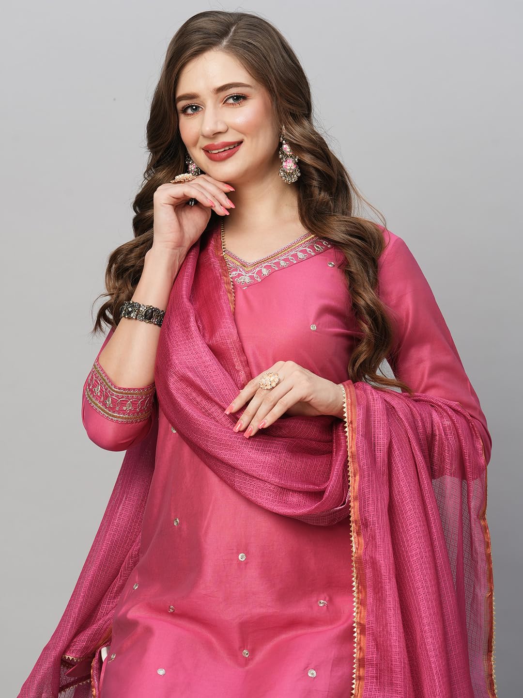 GoSriKi Womens Cotton Blend Floral Straight Kurta with Pant & Dupatta (BAGICHA-Rani-FNW-GS_Pink_Large)
