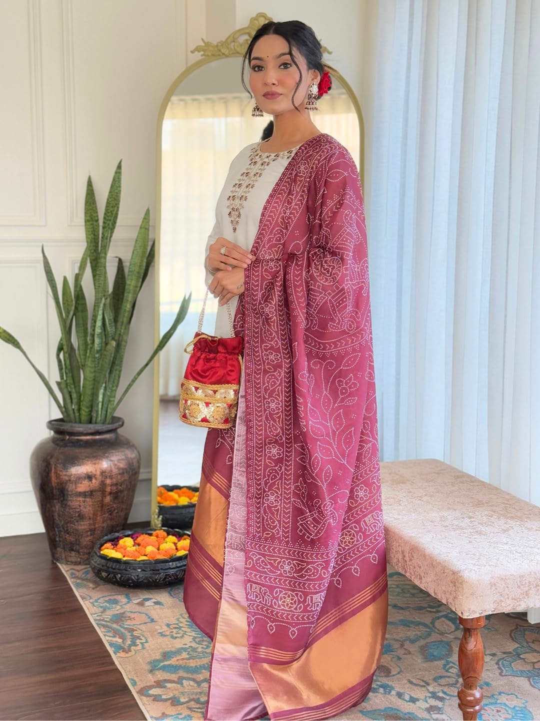 Naixa WomenS Off White Roman Embroidered Straight Kurta With Roman Silk Pant And Silk Printed Dupatta Sets (Nx-M-Manvi-Offwhite