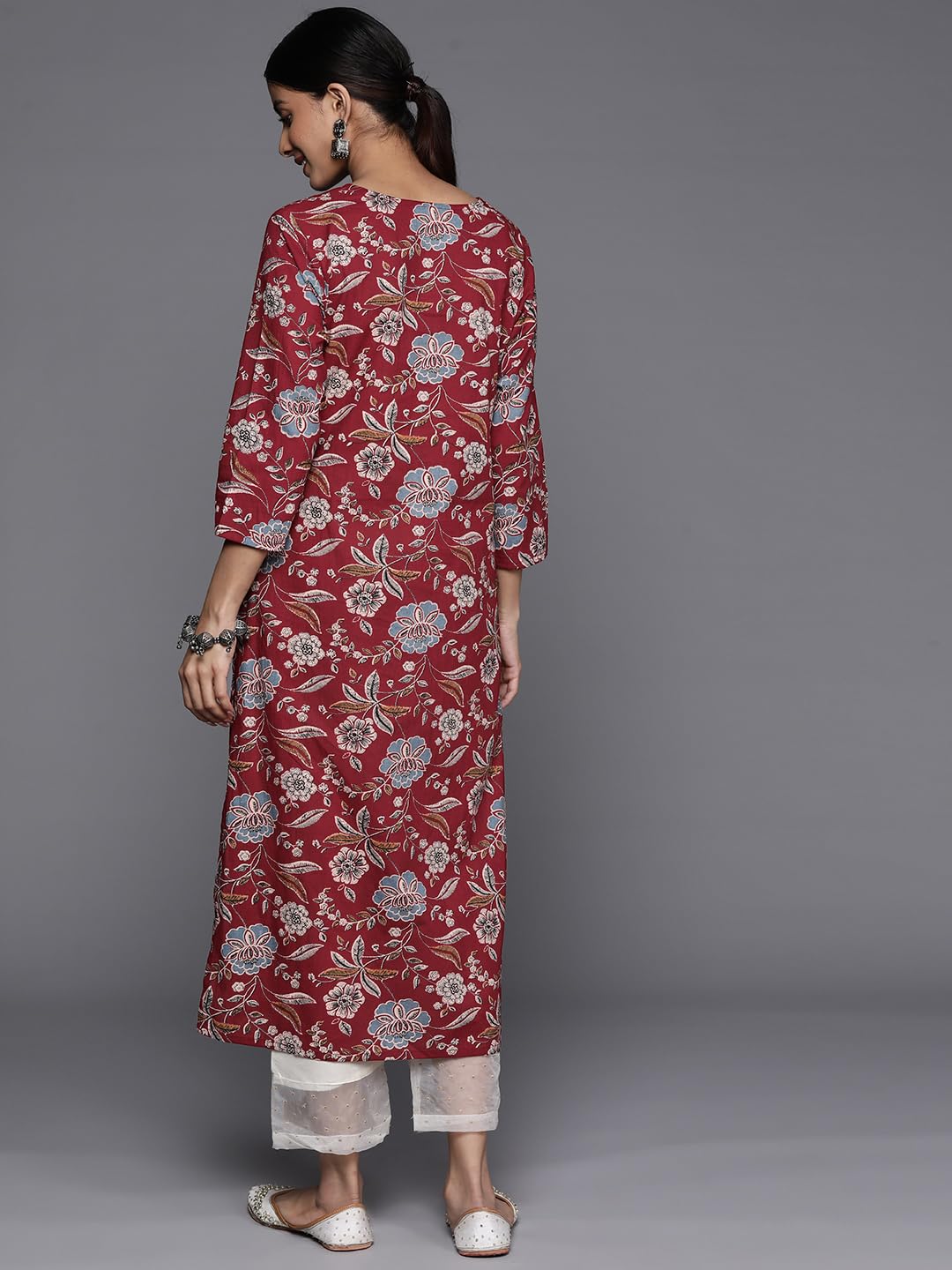 Varanga Women Maroon Floral Printed Straight Kurta With Side Slits