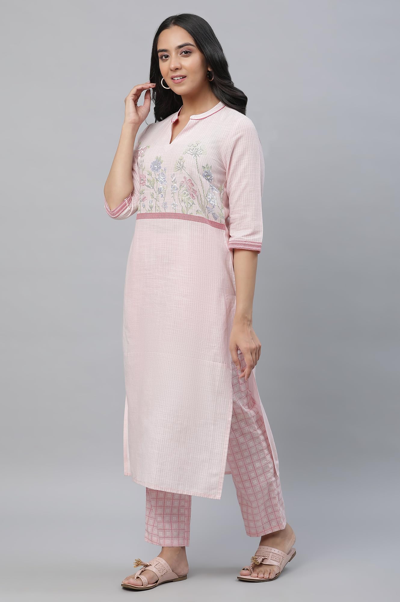 Aurelia Pink Floral Printed Printed Cotton Straight Long Kurta