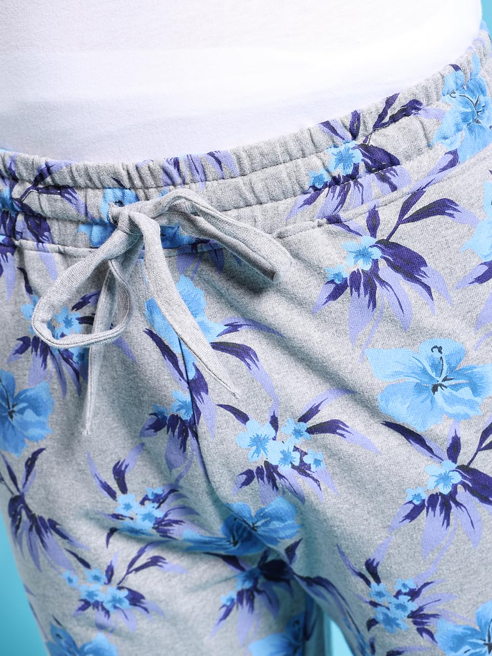 The Indian Garage Co Men Regular Fit Tropical Mid-Rise Knitted Shorts Grey Melange