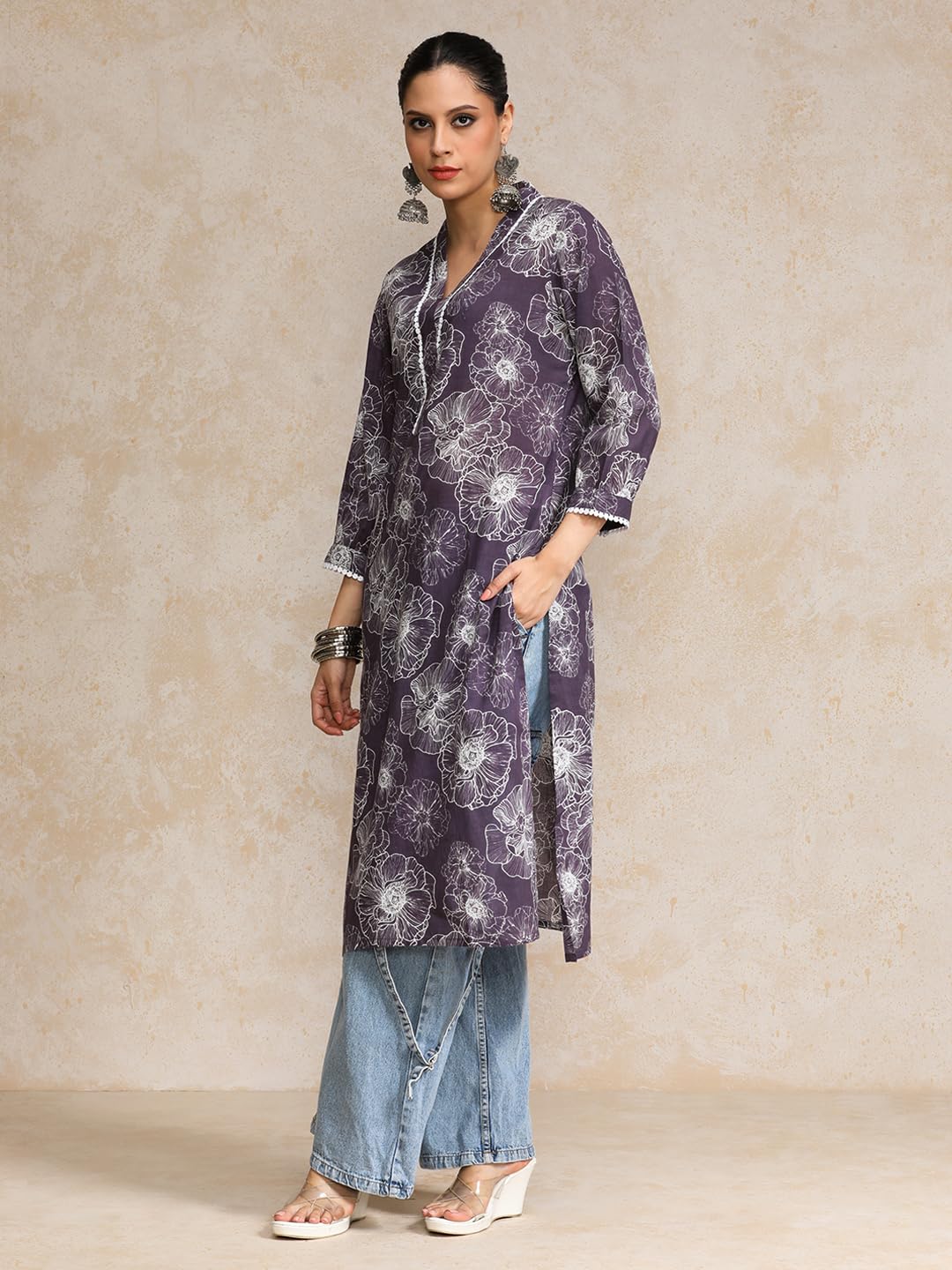 Varanga V Neck Kurta With Lace Detailing And Big Floral Print Purple