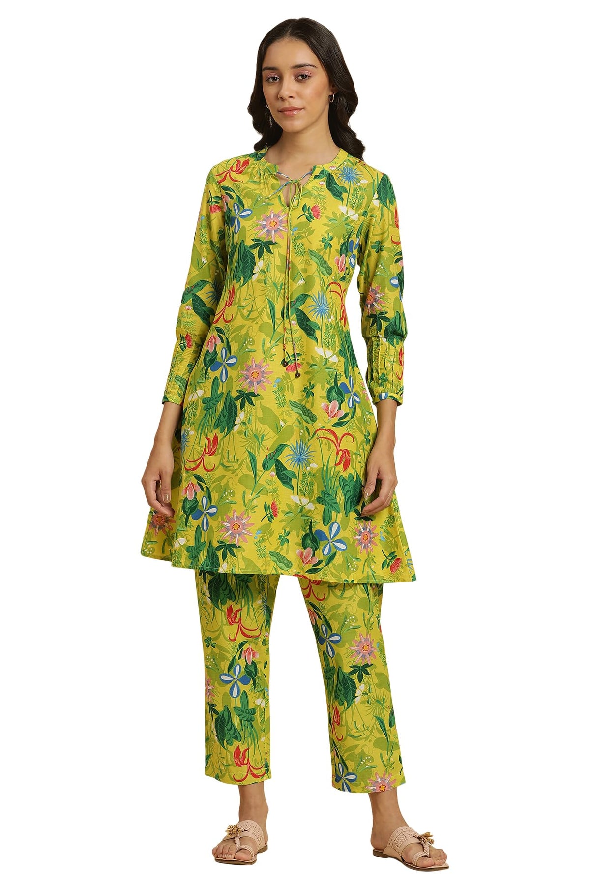 W Green Floral Printed Cotton Kurta and Pant Set for Women
