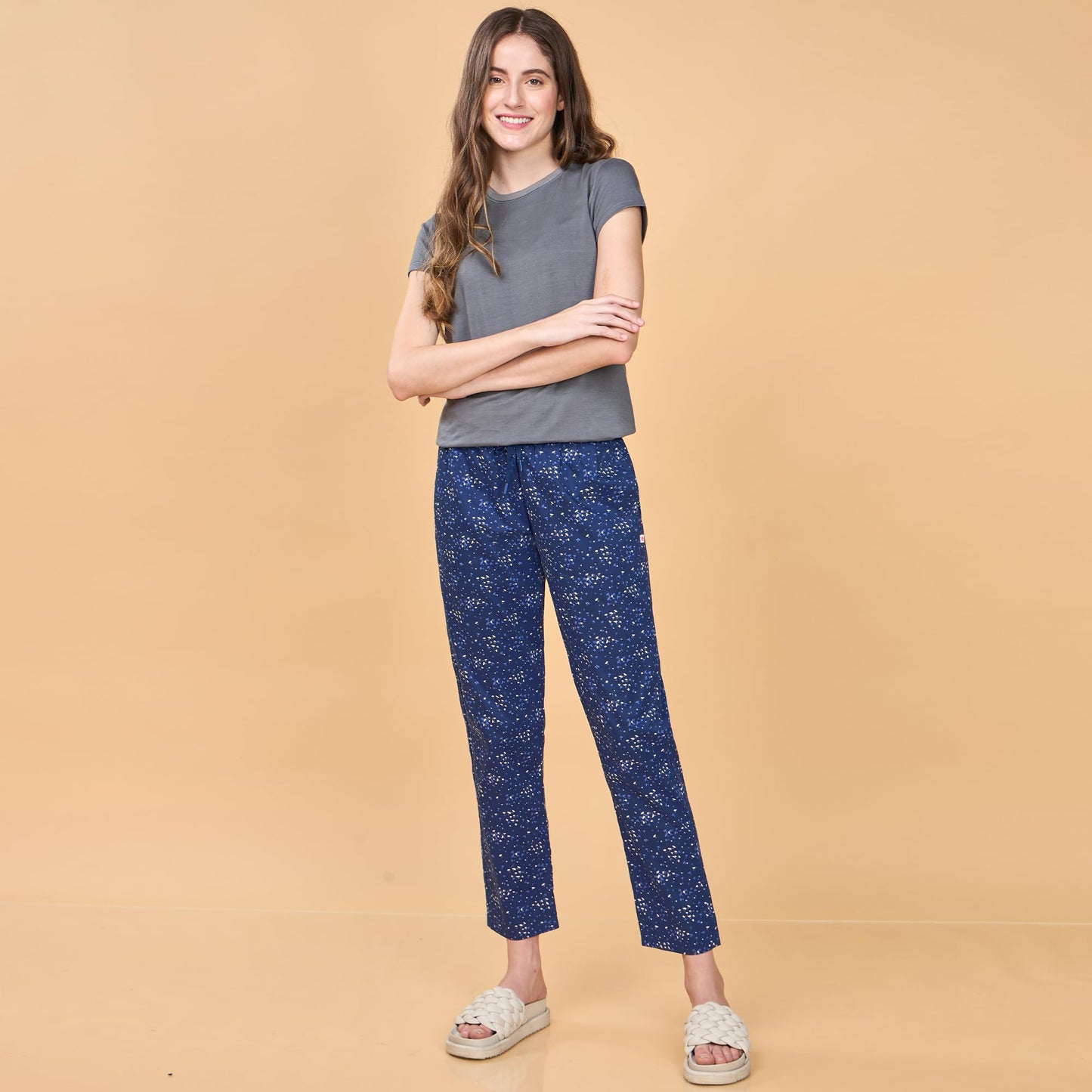 Essentials E4A5 Hangout Pant Relaxed Fit | Mid Rise | Regular Length